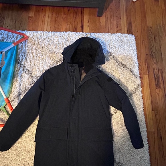 J. Crew Men's Nordic Parka (Navy) - Picture 2 of 4